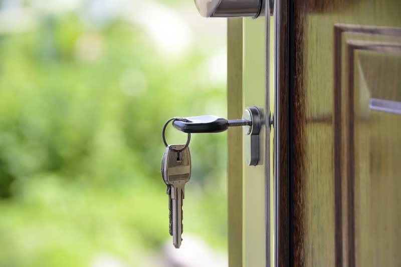 Zahl der Wohnungseinbrüche sinkt 2017 in Berlin nur leicht